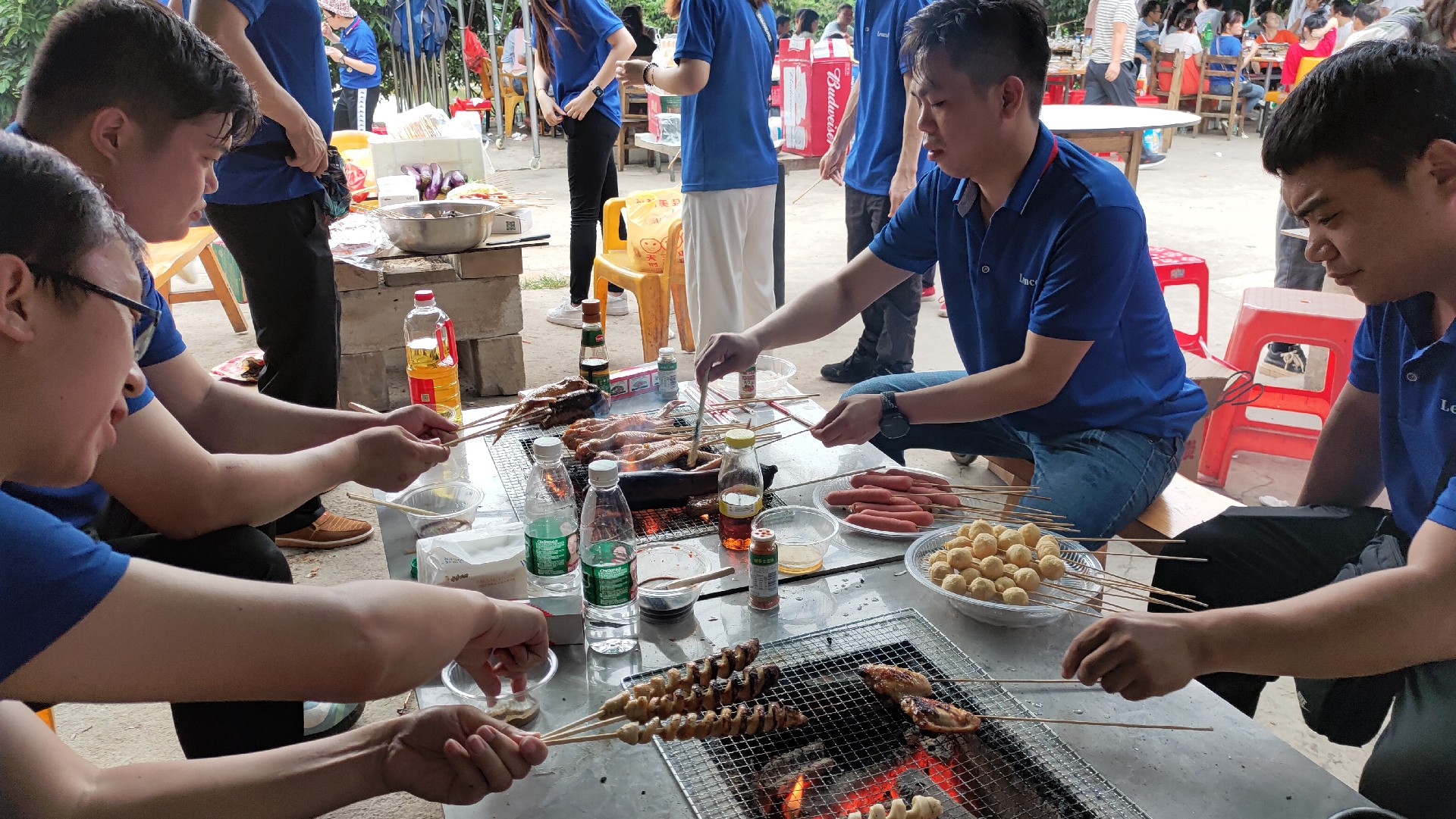 松湖騎行，穿樹飛花；農(nóng)家休閑，擁抱自然